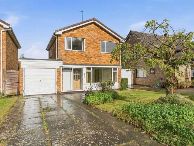 3 Bedroom Detached House