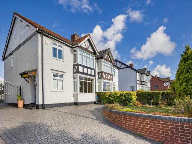 3 Bedroom Detached House