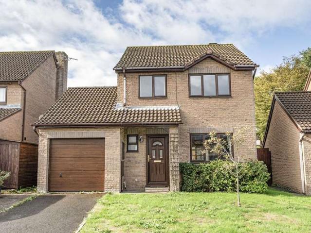 3 Bedroom Detached House