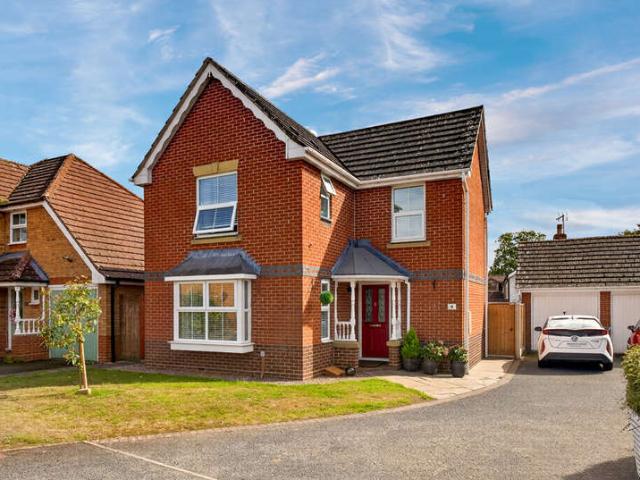 3 Bedroom Detached House