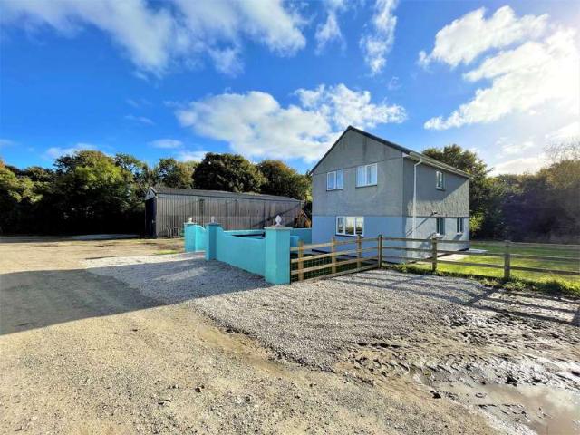 3 Bedroom Detached House