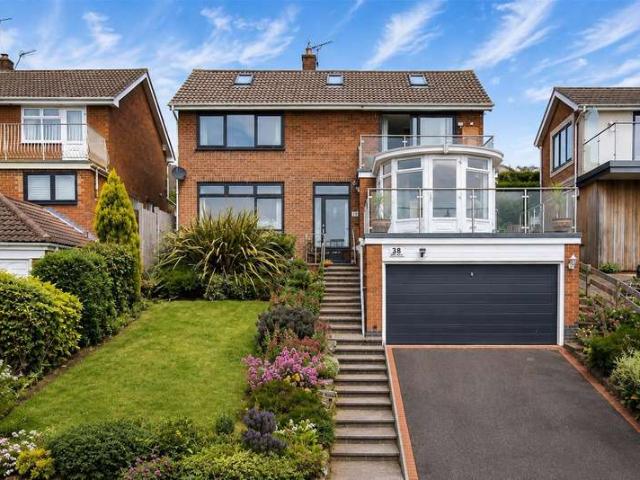 3 Bedroom Detached House