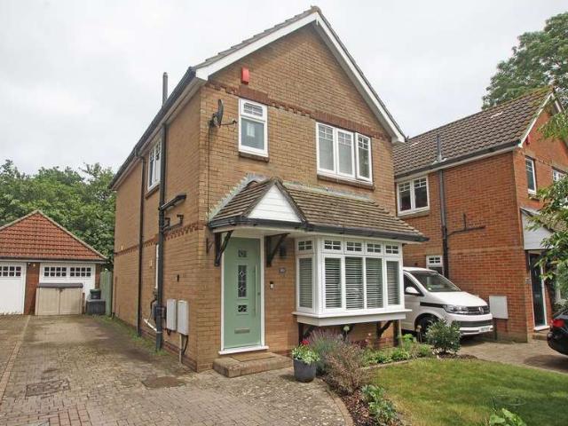 3 Bedroom Detached House