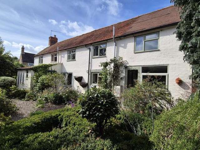 3 Bedroom Detached House