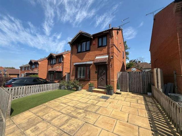 3 Bedroom Detached House