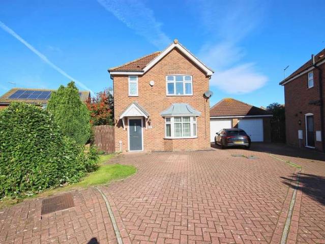 3 Bedroom Detached House