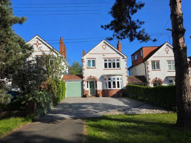 3 Bedroom Detached House