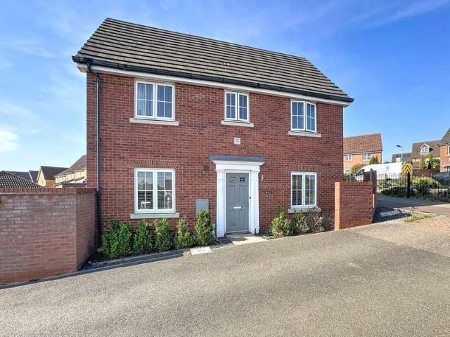3 Bedroom Detached House
