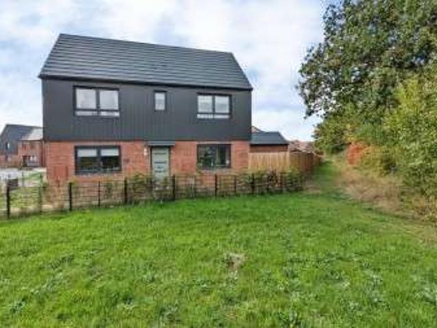 3 Bedroom Detached House