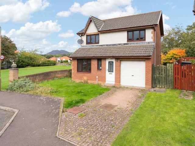 3 Bedroom Detached House