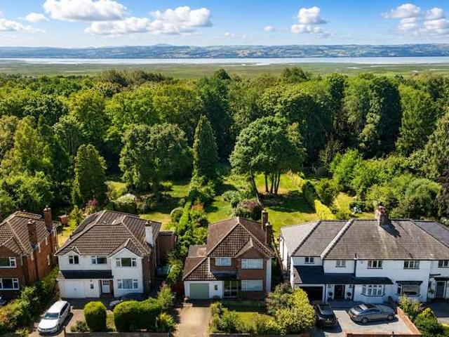 3 Bedroom Detached House
