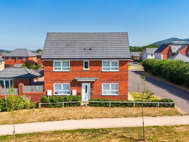 3 Bedroom Detached House