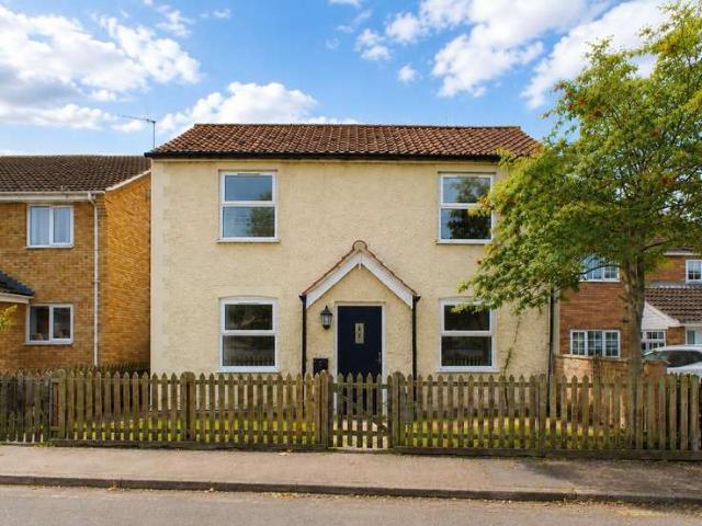 3 Bedroom Detached House