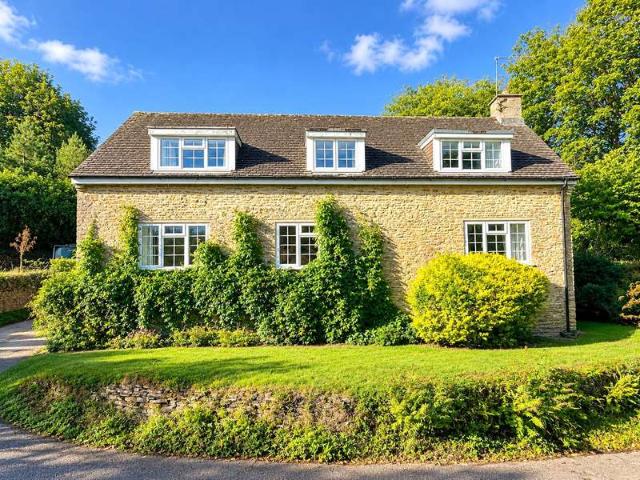 3 Bedroom Detached House