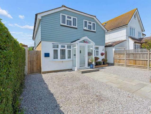 3 Bedroom Detached House