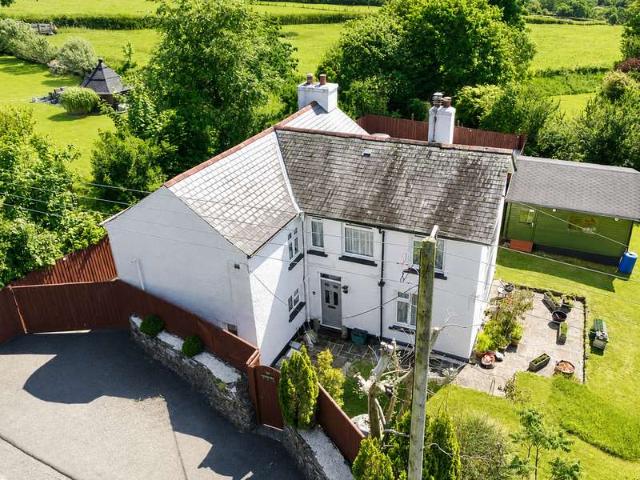 3 Bedroom Detached House