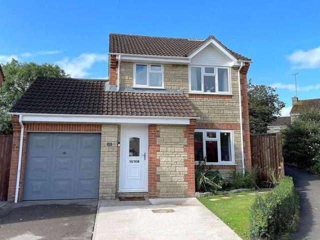 3 Bedroom Detached House