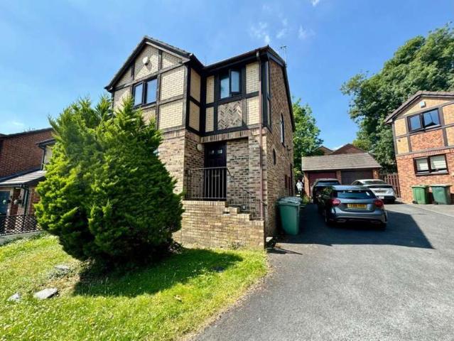 3 Bedroom Detached House