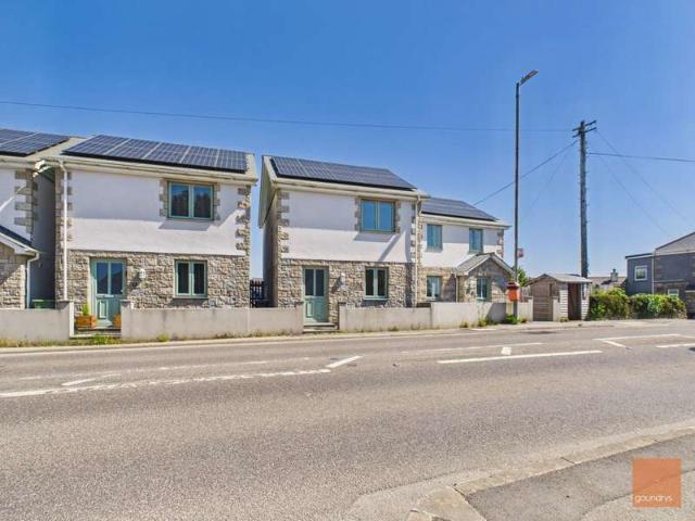 3 Bedroom Detached House