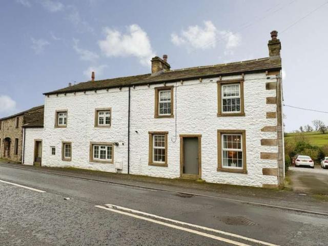 3 Bedroom Detached House