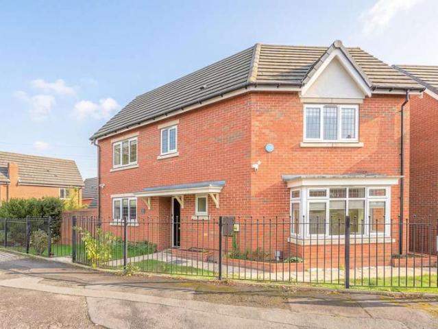 3 Bedroom Detached House