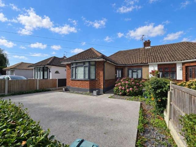 3 Bedroom Detached House
