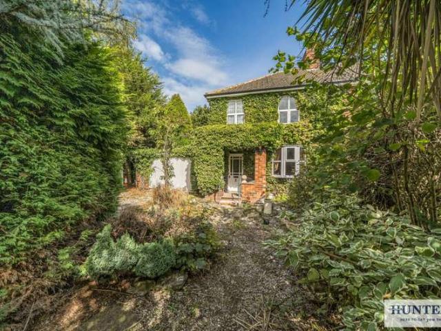 3 Bedroom Detached House