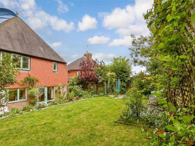 3 Bedroom Detached House
