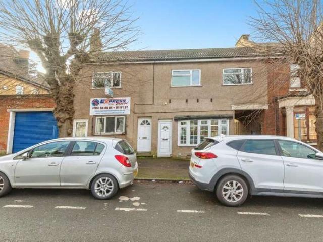 3 Bedroom Detached House