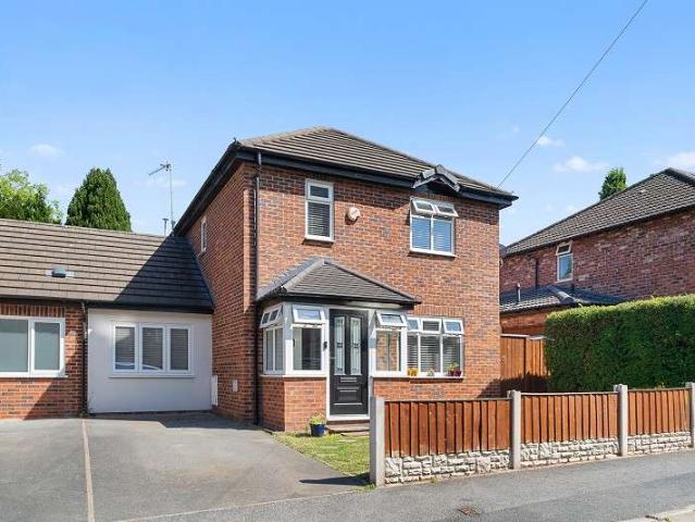 3 Bedroom Detached House