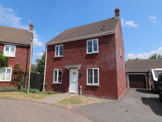3 Bedroom Detached House