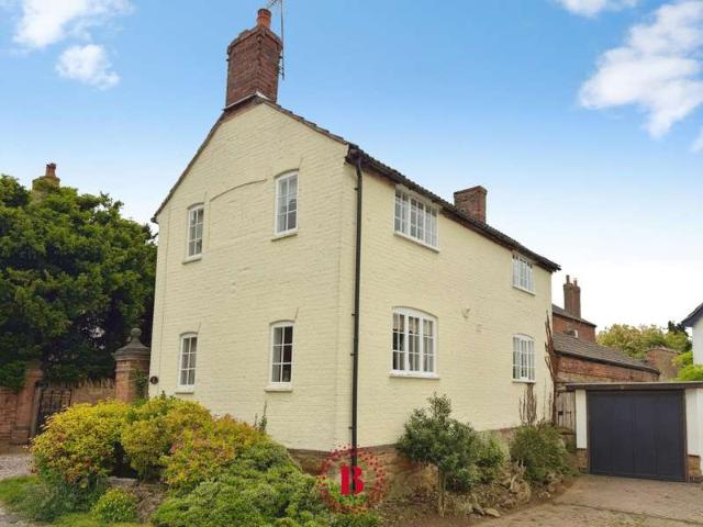 3 Bedroom Detached House