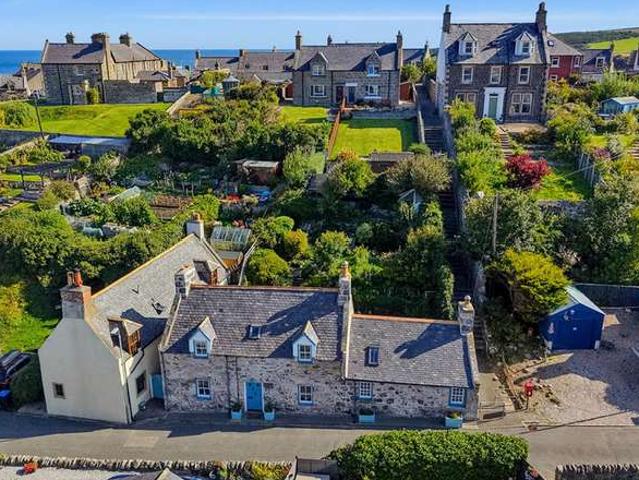 3 Bedroom Detached House