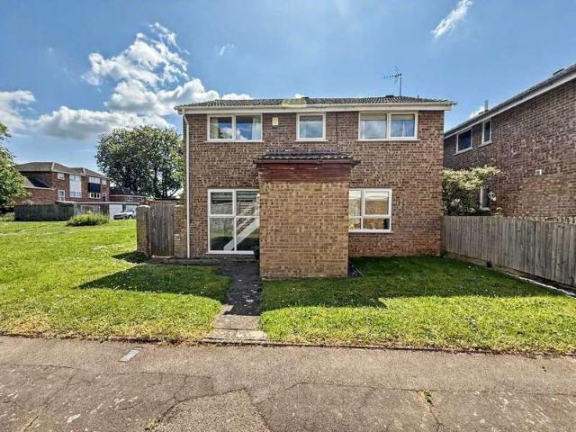 3 Bedroom Detached House