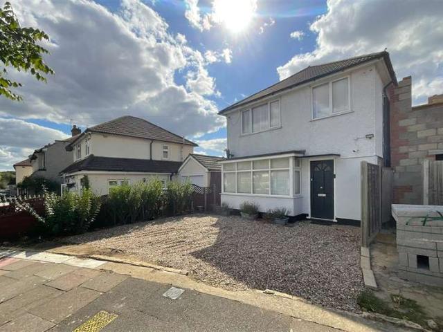 3 Bedroom Detached House