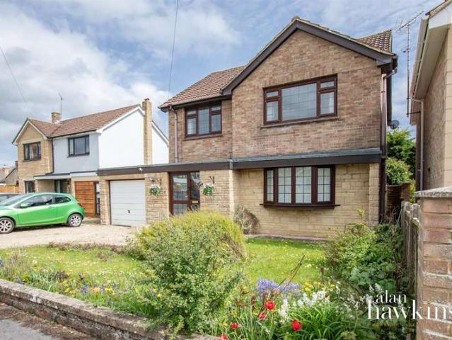 3 Bedroom Detached House
