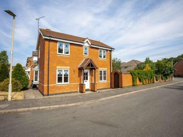 3 Bedroom Detached House