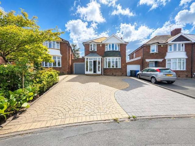 3 Bedroom Detached House