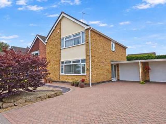 3 Bedroom Detached House