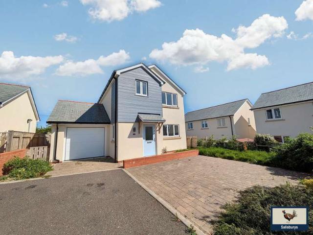 3 Bedroom Detached House