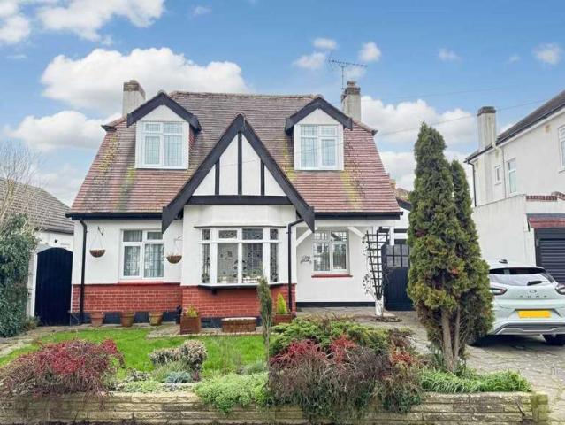 3 Bedroom Detached House