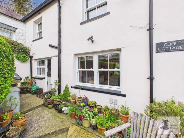 3 Bedroom Detached House