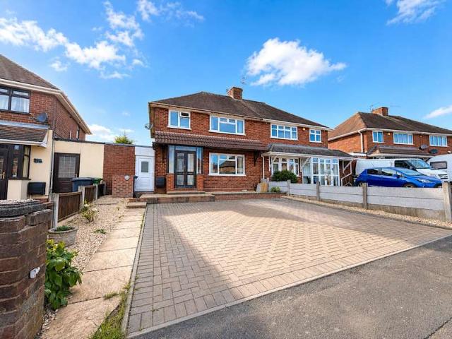3 Bedroom Detached House