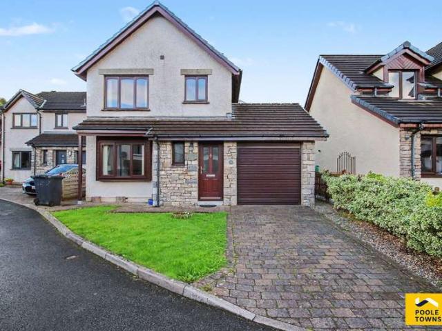3 Bedroom Detached House