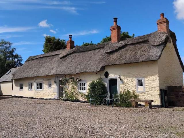 3 Bedroom Detached House