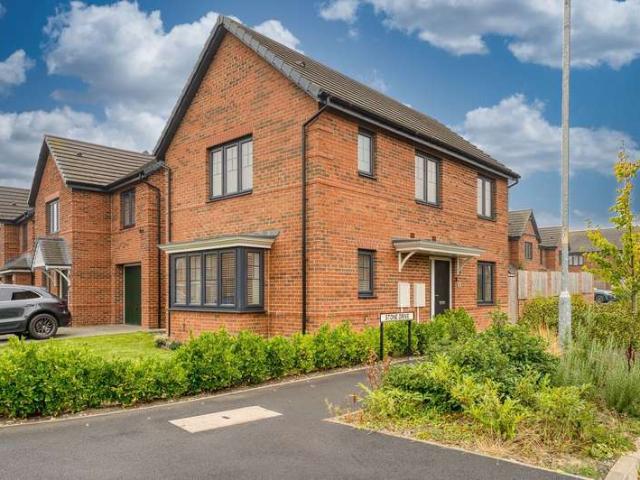 3 Bedroom Detached House