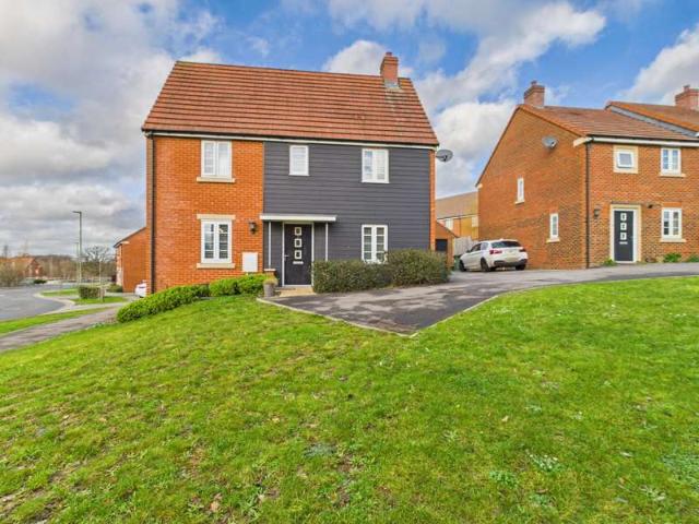 3 Bedroom Detached House