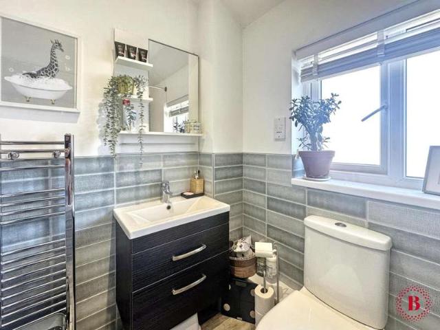 3 Bedroom Detached House