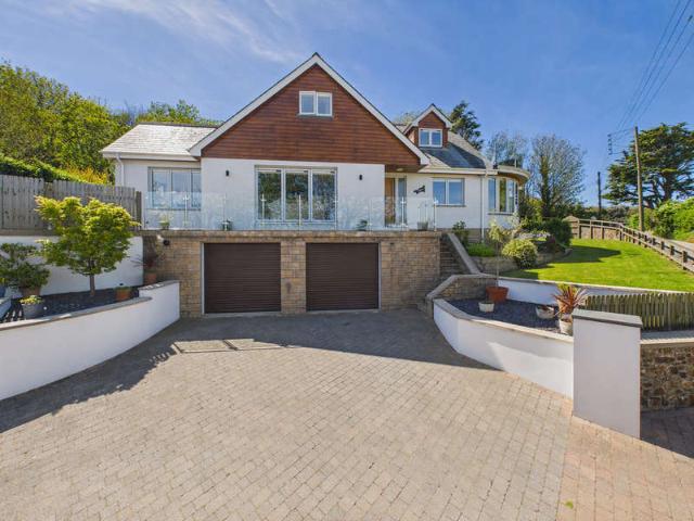 3 Bedroom Detached House