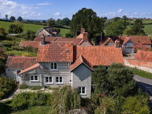 3 Bedroom Detached House